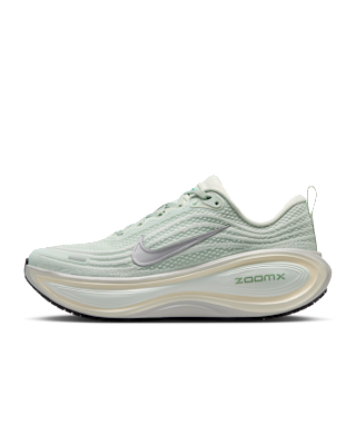W+NIKE+VOMERO+PLUS.png